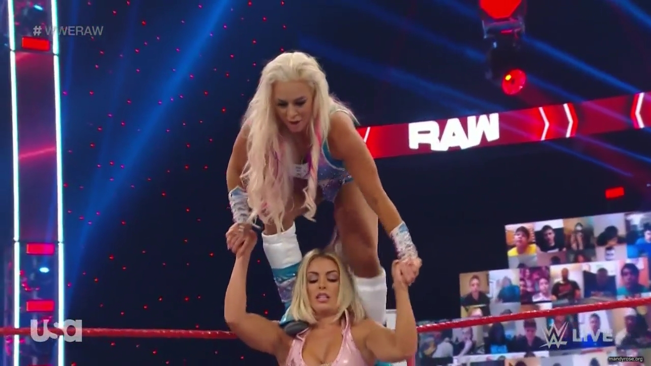 WWE_Monday_Night_Raw_2020_10_12_720p_HDTV_x264-NWCHD_mp40917.jpg