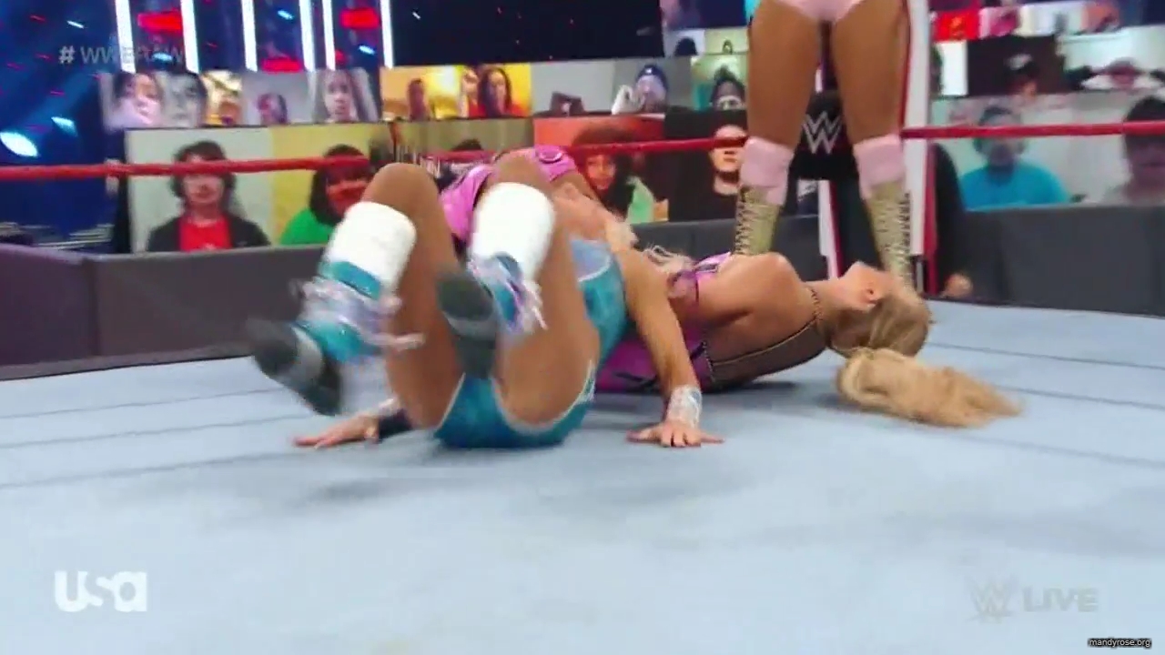 WWE_Monday_Night_Raw_2020_10_12_720p_HDTV_x264-NWCHD_mp40920.jpg
