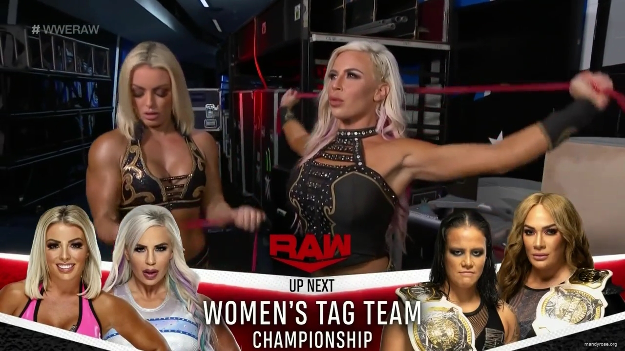WWE_Monday_Night_Raw_2020_11_02_720p_HDTV_x264-NWCHD_mp40022.jpg