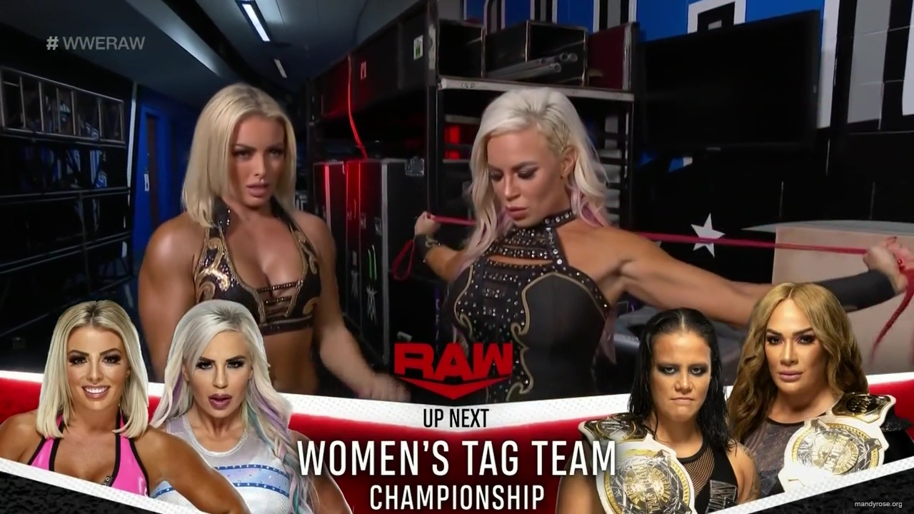 WWE_Monday_Night_Raw_2020_11_02_720p_HDTV_x264-NWCHD_mp40026.jpg