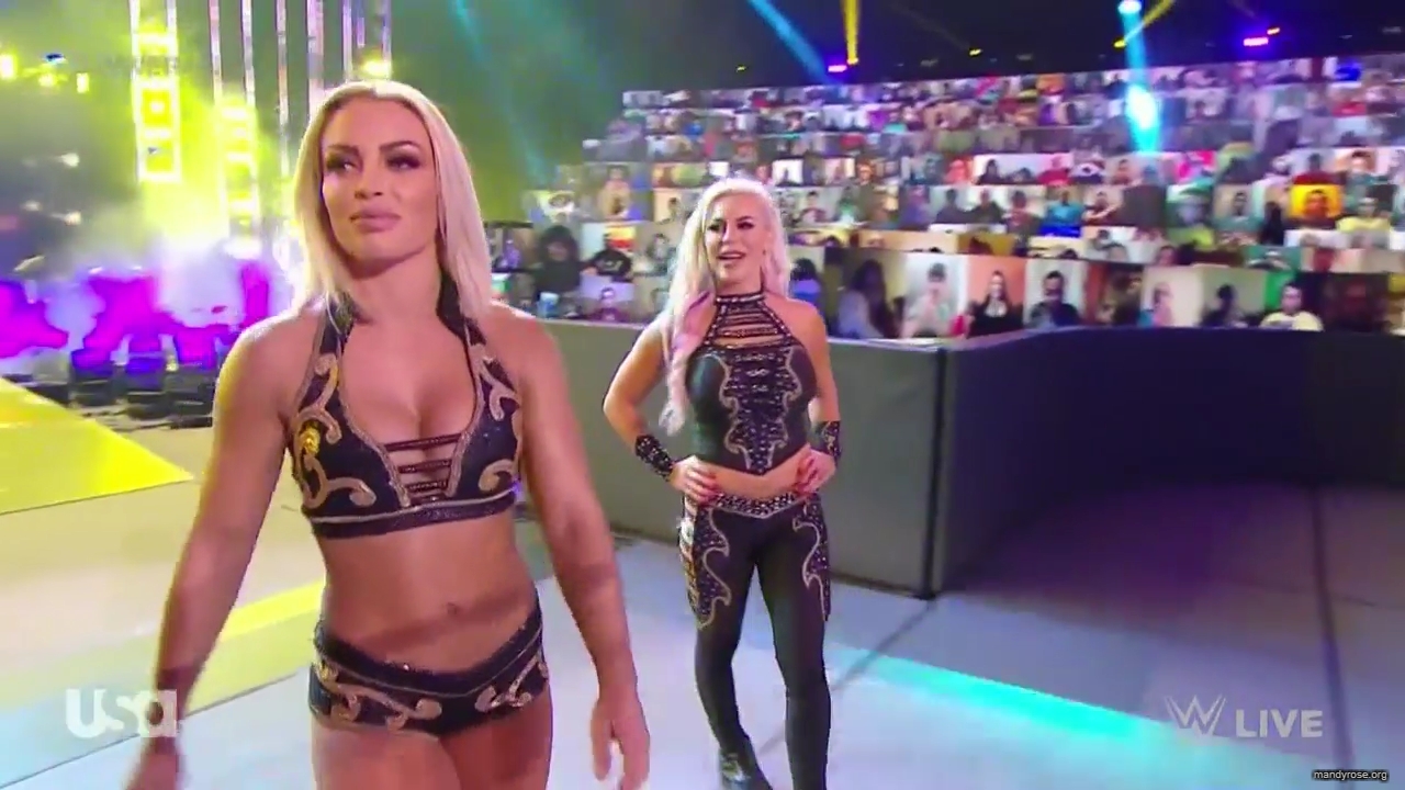 WWE_Monday_Night_Raw_2020_11_02_720p_HDTV_x264-NWCHD_mp40059.jpg