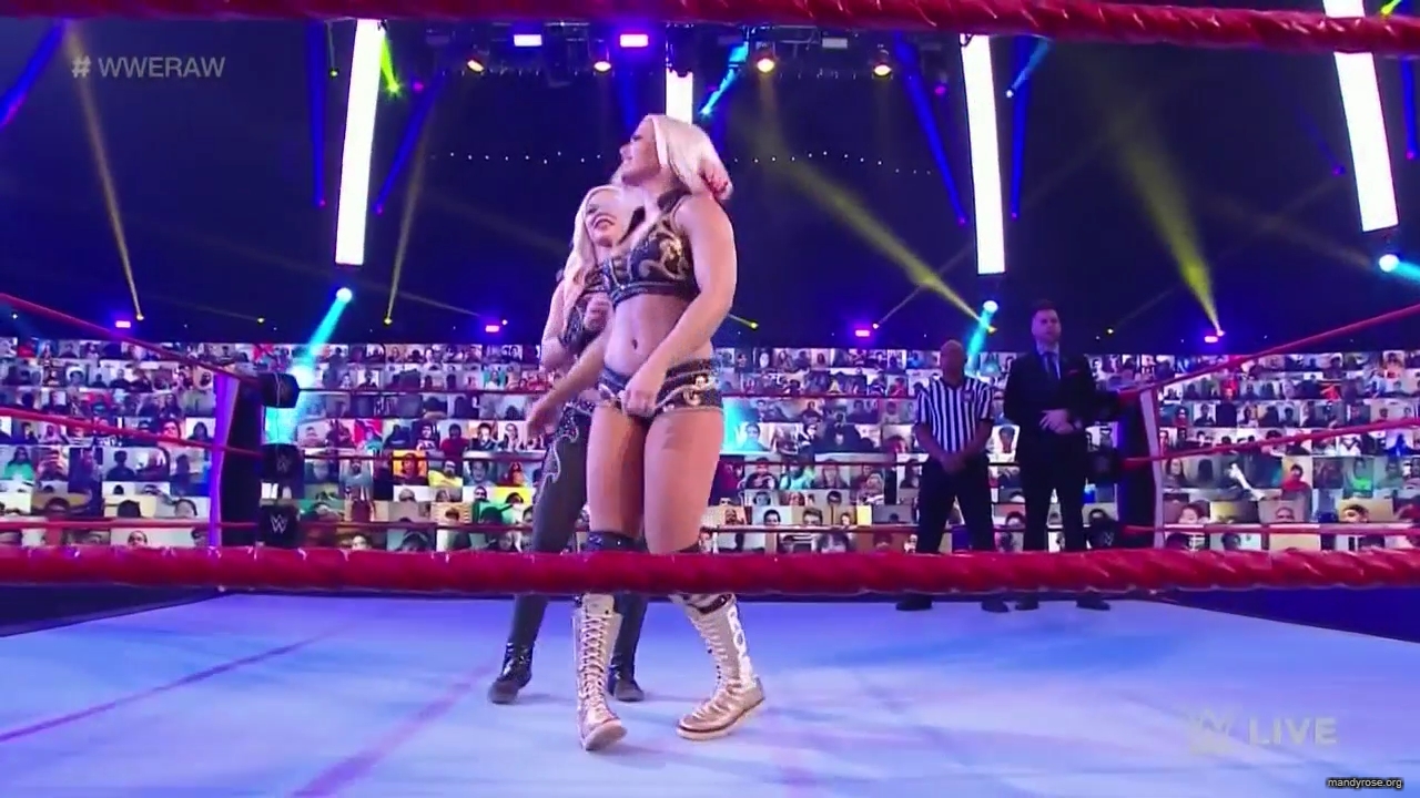 WWE_Monday_Night_Raw_2020_11_02_720p_HDTV_x264-NWCHD_mp40081.jpg
