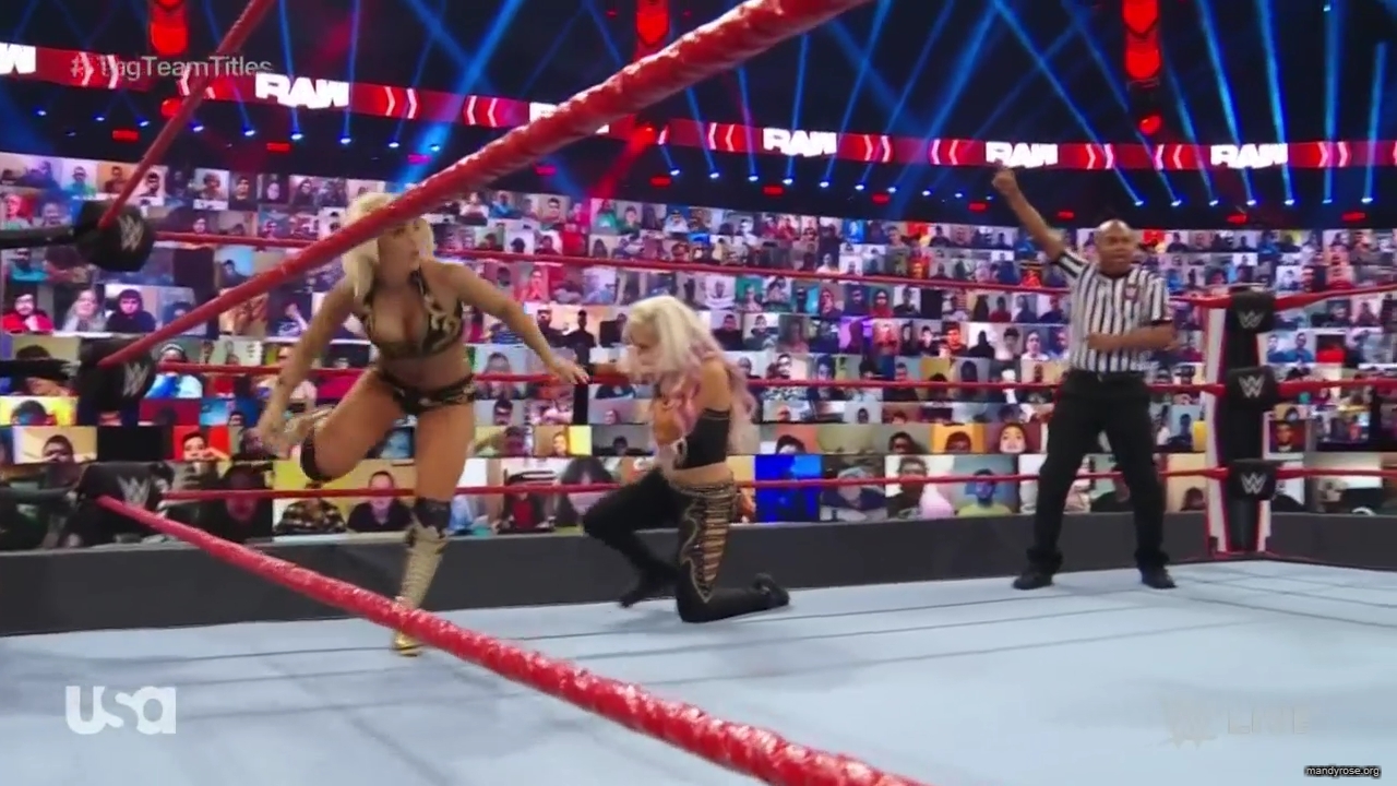 WWE_Monday_Night_Raw_2020_11_02_720p_HDTV_x264-NWCHD_mp40211.jpg