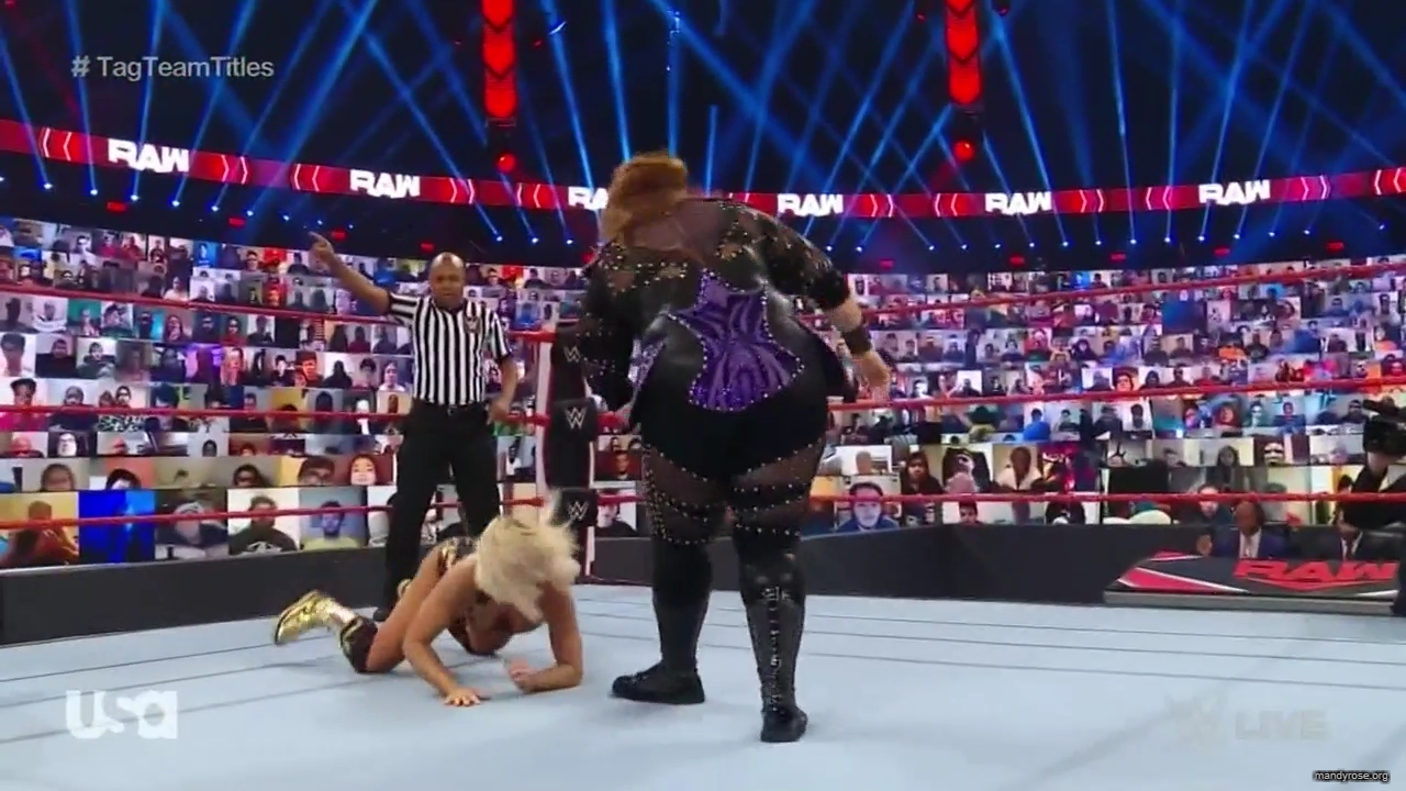WWE_Monday_Night_Raw_2020_11_02_720p_HDTV_x264-NWCHD_mp40213.jpg