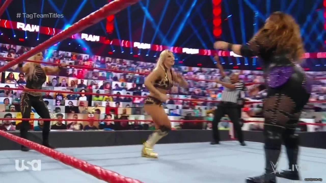 WWE_Monday_Night_Raw_2020_11_02_720p_HDTV_x264-NWCHD_mp40237.jpg