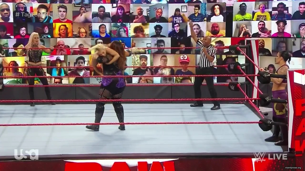 WWE_Monday_Night_Raw_2020_11_02_720p_HDTV_x264-NWCHD_mp40238.jpg