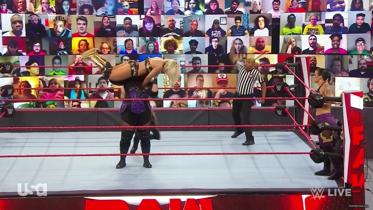 WWE_Monday_Night_Raw_2020_11_02_720p_HDTV_x264-NWCHD_mp40244.jpg