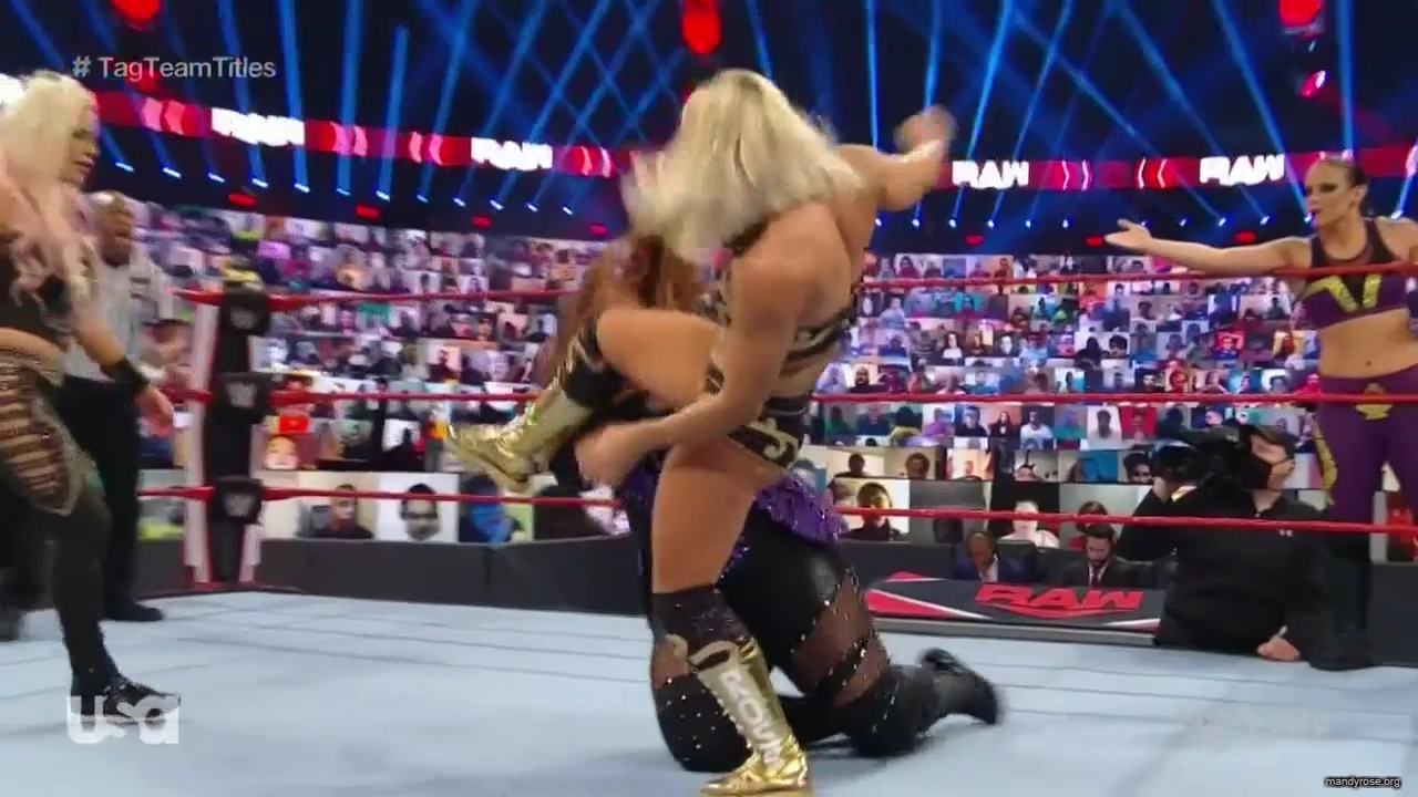 WWE_Monday_Night_Raw_2020_11_02_720p_HDTV_x264-NWCHD_mp40248.jpg