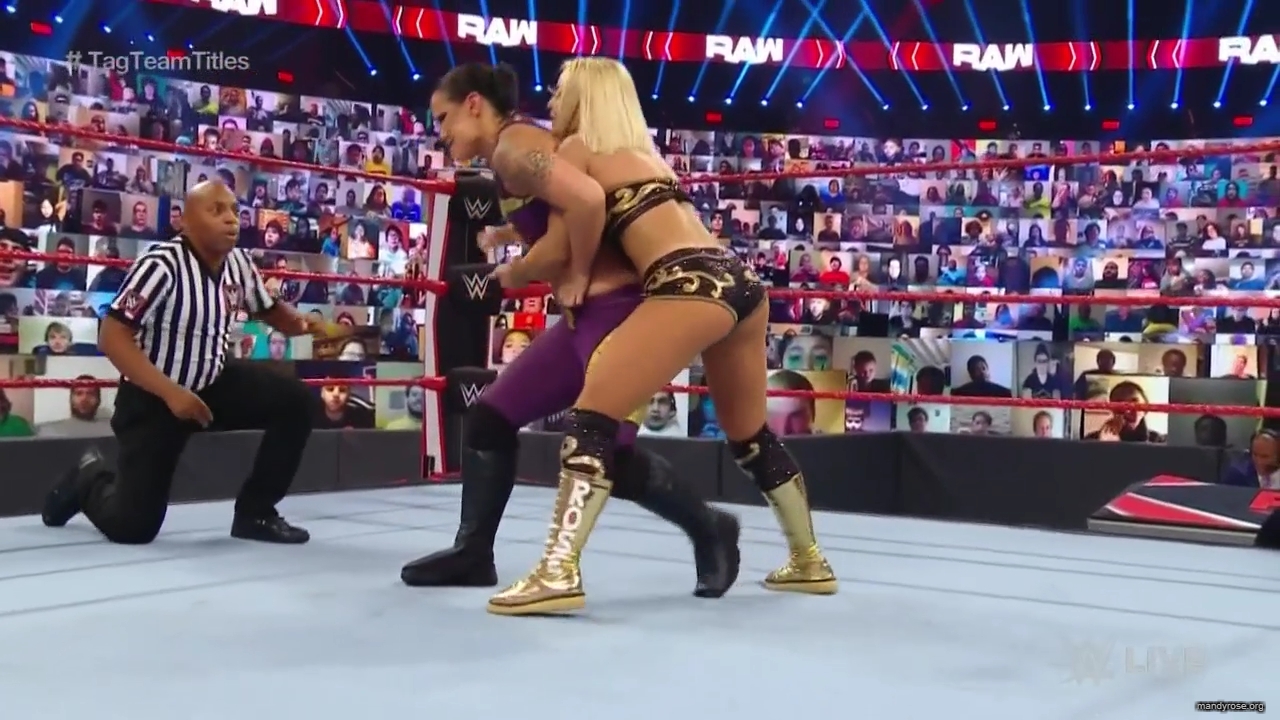 WWE_Monday_Night_Raw_2020_11_02_720p_HDTV_x264-NWCHD_mp40280.jpg