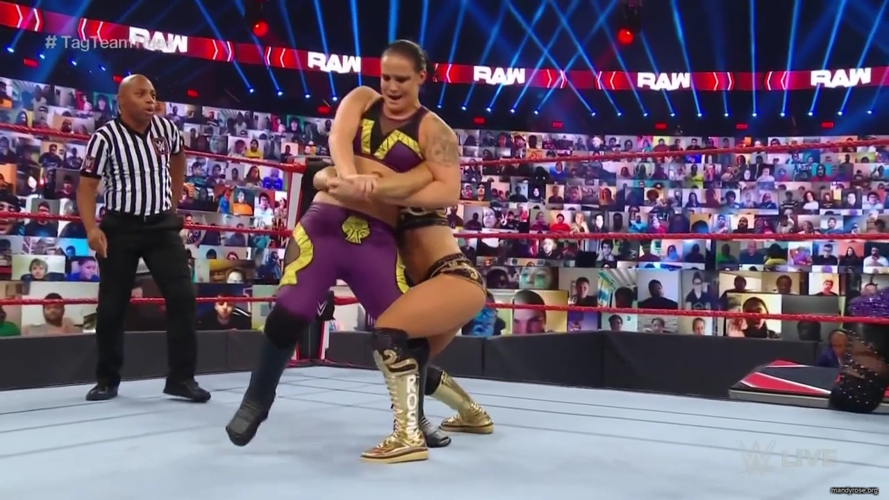 WWE_Monday_Night_Raw_2020_11_02_720p_HDTV_x264-NWCHD_mp40281.jpg