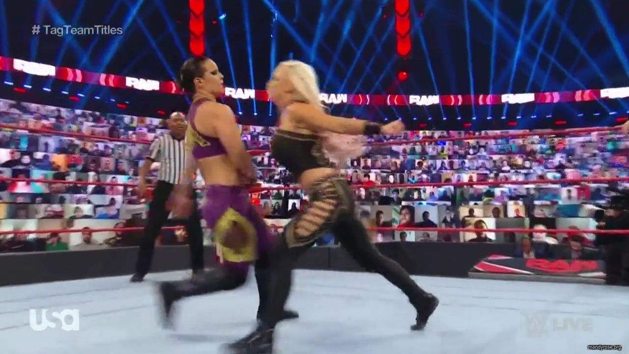 WWE_Monday_Night_Raw_2020_11_02_720p_HDTV_x264-NWCHD_mp40301.jpg