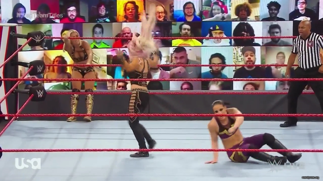 WWE_Monday_Night_Raw_2020_11_02_720p_HDTV_x264-NWCHD_mp40302.jpg