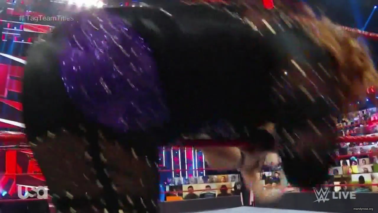 WWE_Monday_Night_Raw_2020_11_02_720p_HDTV_x264-NWCHD_mp40326.jpg