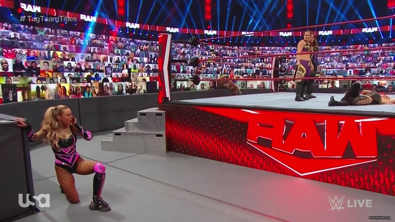 WWE_Monday_Night_Raw_2020_11_02_720p_HDTV_x264-NWCHD_mp40371.jpg