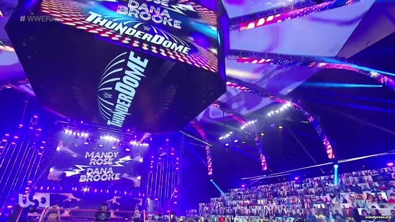 WWE_Monday_Night_Raw_2021_01_11_720p_HDTV_x264-NWCHD_mp42769.jpg