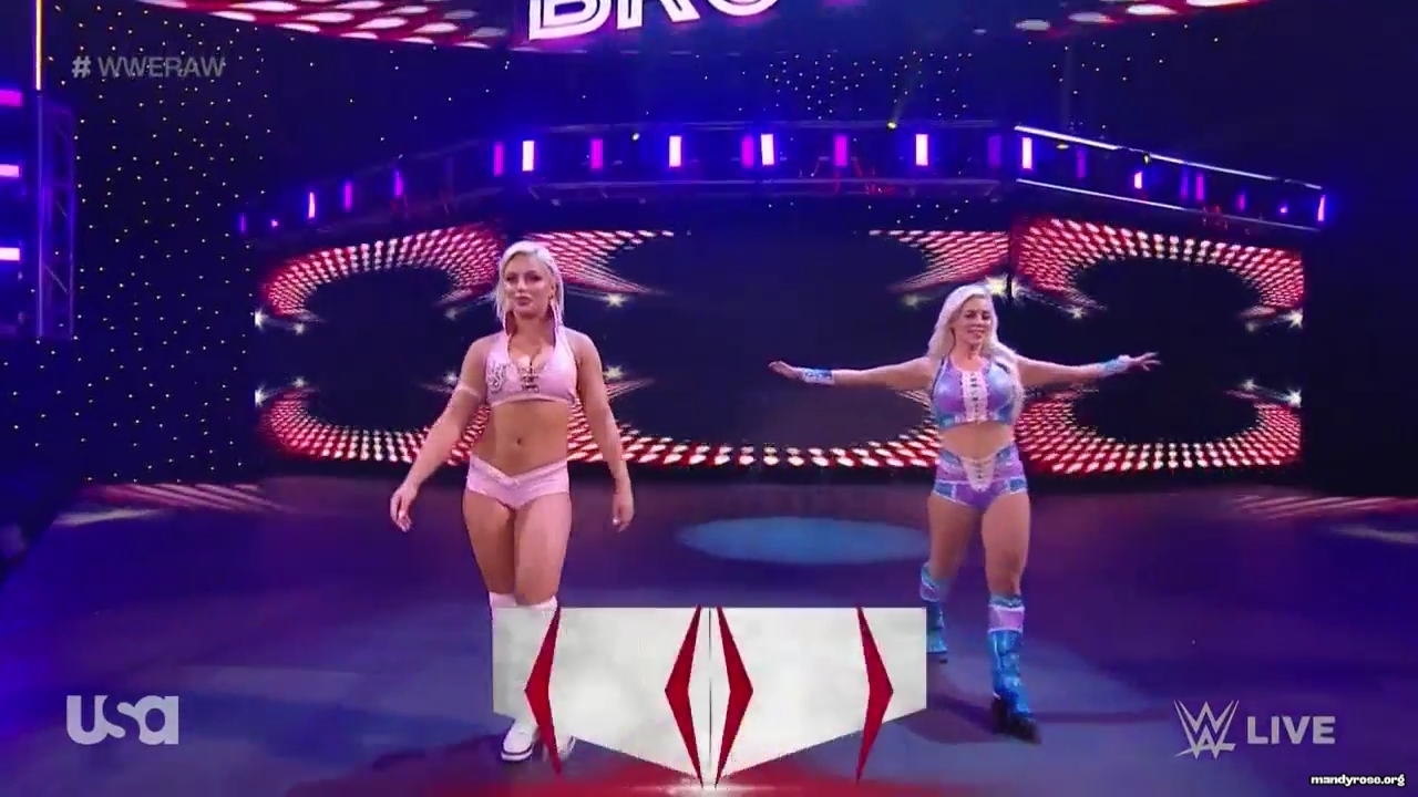WWE_Monday_Night_Raw_2021_01_11_720p_HDTV_x264-NWCHD_mp42776.jpg