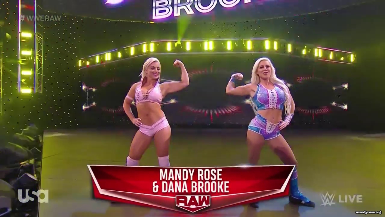 WWE_Monday_Night_Raw_2021_01_11_720p_HDTV_x264-NWCHD_mp42780.jpg