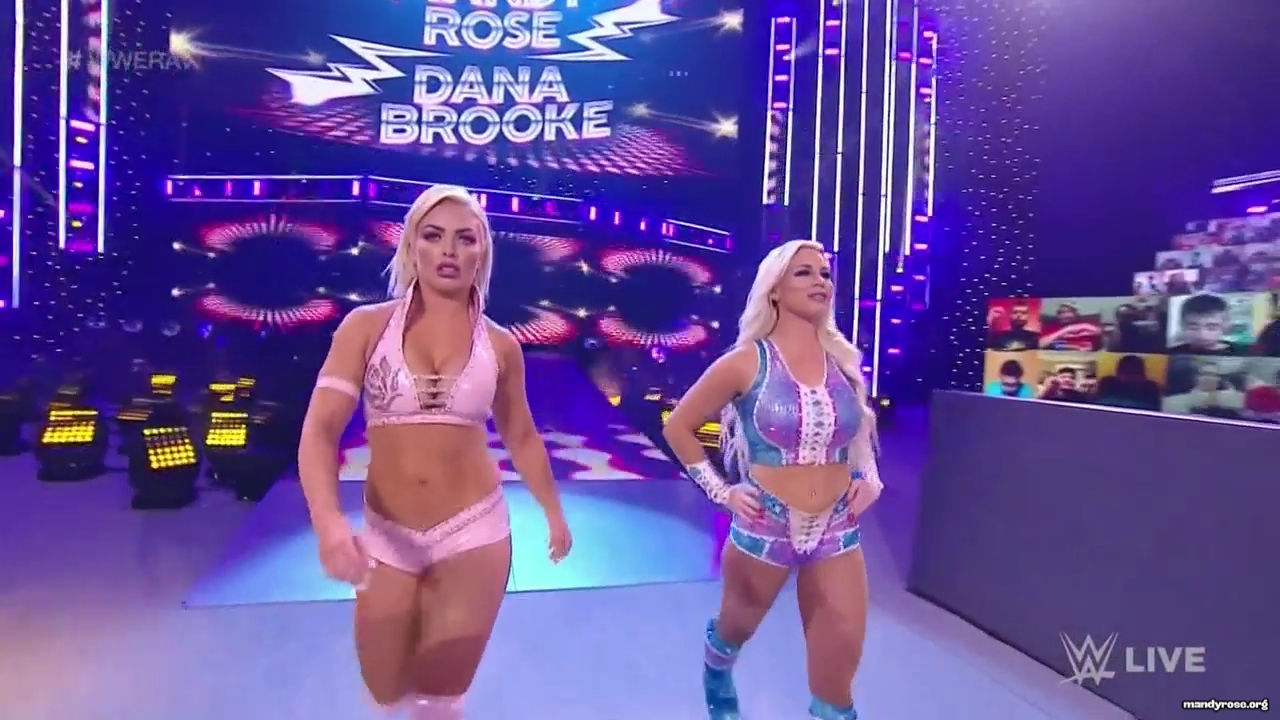 WWE_Monday_Night_Raw_2021_01_11_720p_HDTV_x264-NWCHD_mp42792.jpg