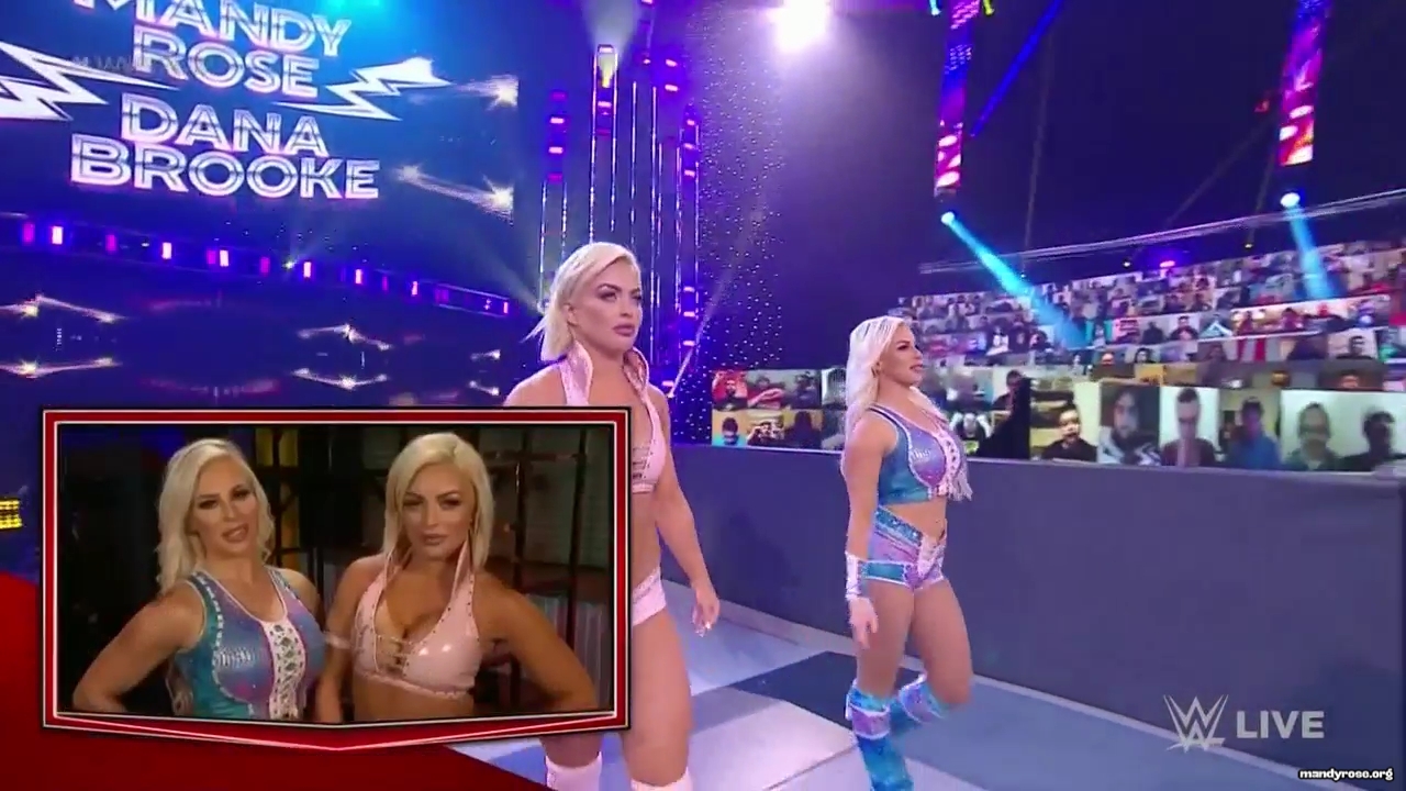 WWE_Monday_Night_Raw_2021_01_11_720p_HDTV_x264-NWCHD_mp42794.jpg