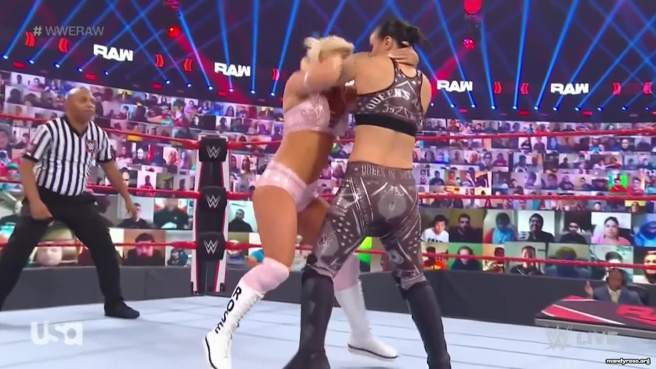 WWE_Monday_Night_Raw_2021_01_11_720p_HDTV_x264-NWCHD_mp42836.jpg