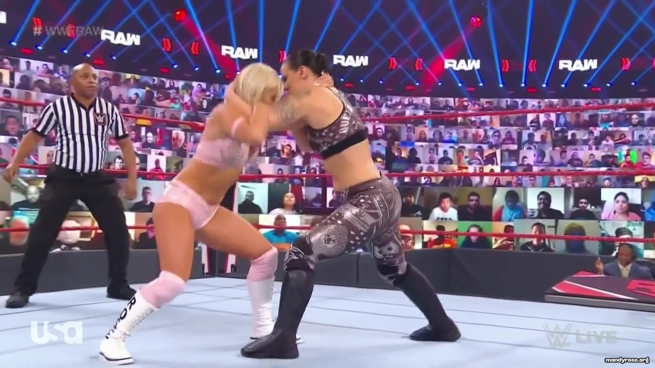 WWE_Monday_Night_Raw_2021_01_11_720p_HDTV_x264-NWCHD_mp42837.jpg