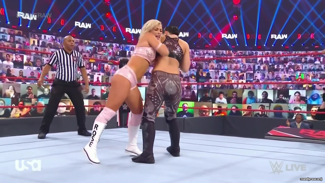 WWE_Monday_Night_Raw_2021_01_11_720p_HDTV_x264-NWCHD_mp42838.jpg