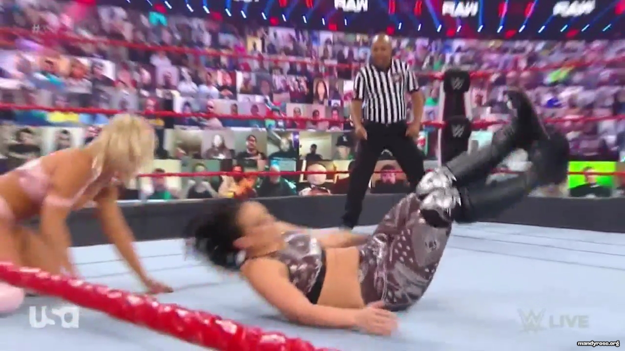 WWE_Monday_Night_Raw_2021_01_11_720p_HDTV_x264-NWCHD_mp42945.jpg