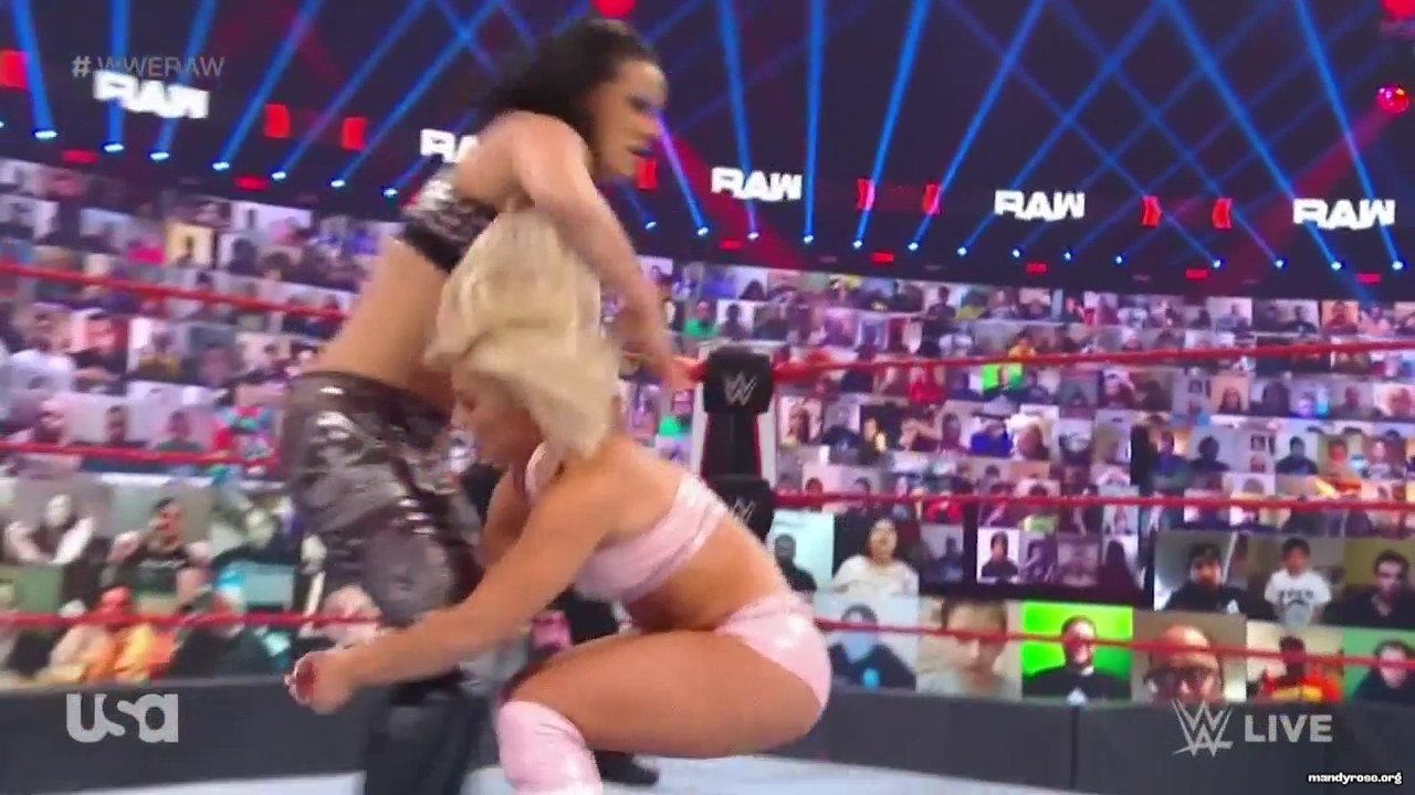 WWE_Monday_Night_Raw_2021_01_11_720p_HDTV_x264-NWCHD_mp42949.jpg
