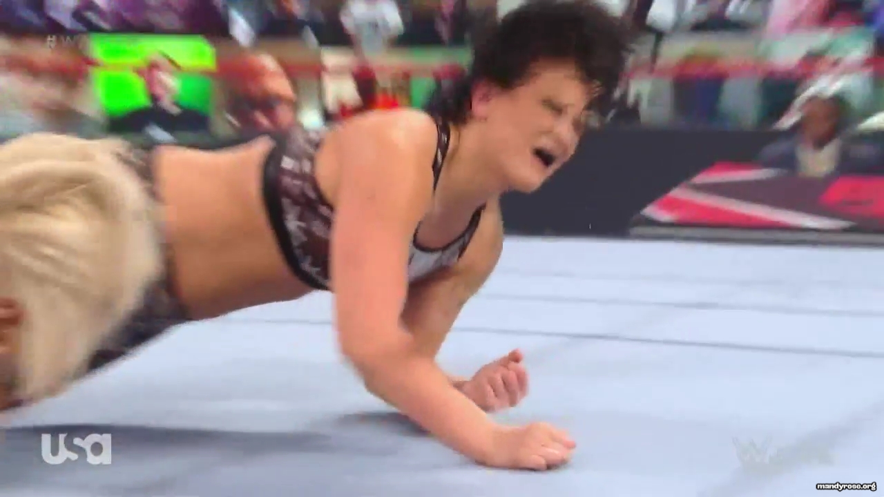 WWE_Monday_Night_Raw_2021_01_11_720p_HDTV_x264-NWCHD_mp42951.jpg