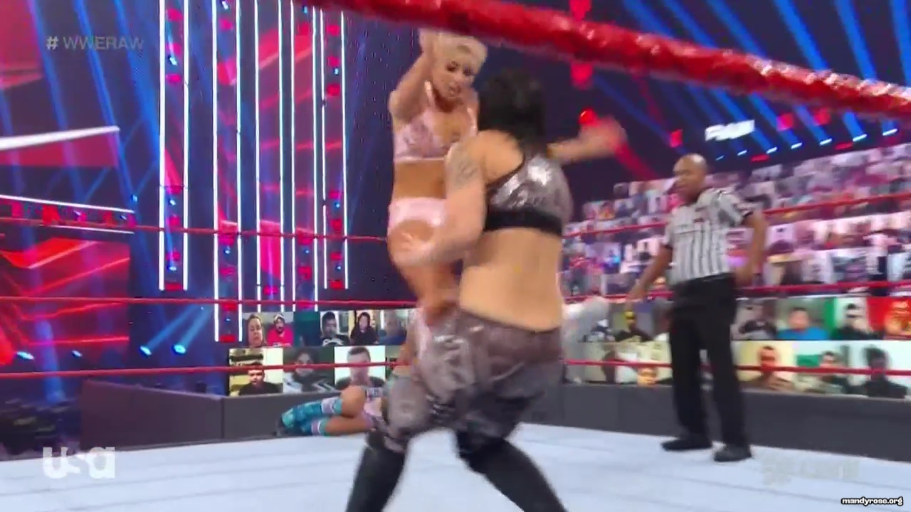 WWE_Monday_Night_Raw_2021_01_11_720p_HDTV_x264-NWCHD_mp42969.jpg