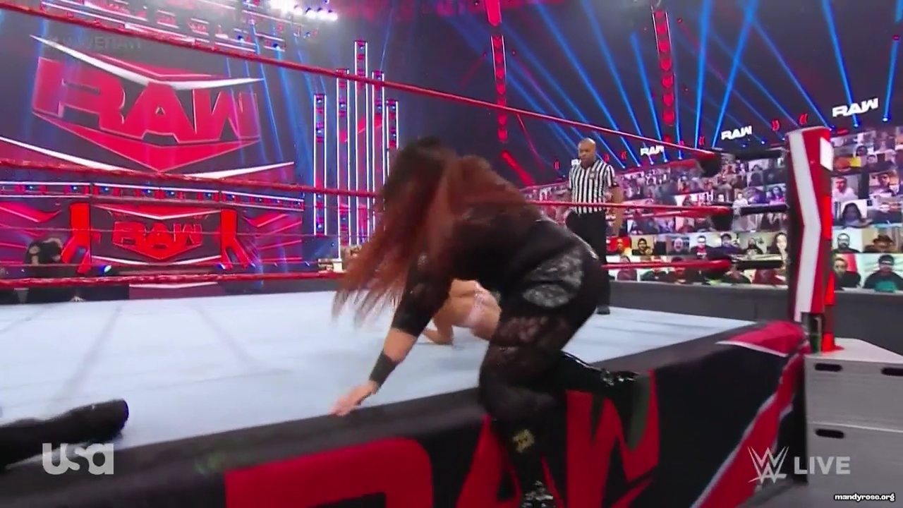 WWE_Monday_Night_Raw_2021_01_11_720p_HDTV_x264-NWCHD_mp42985.jpg