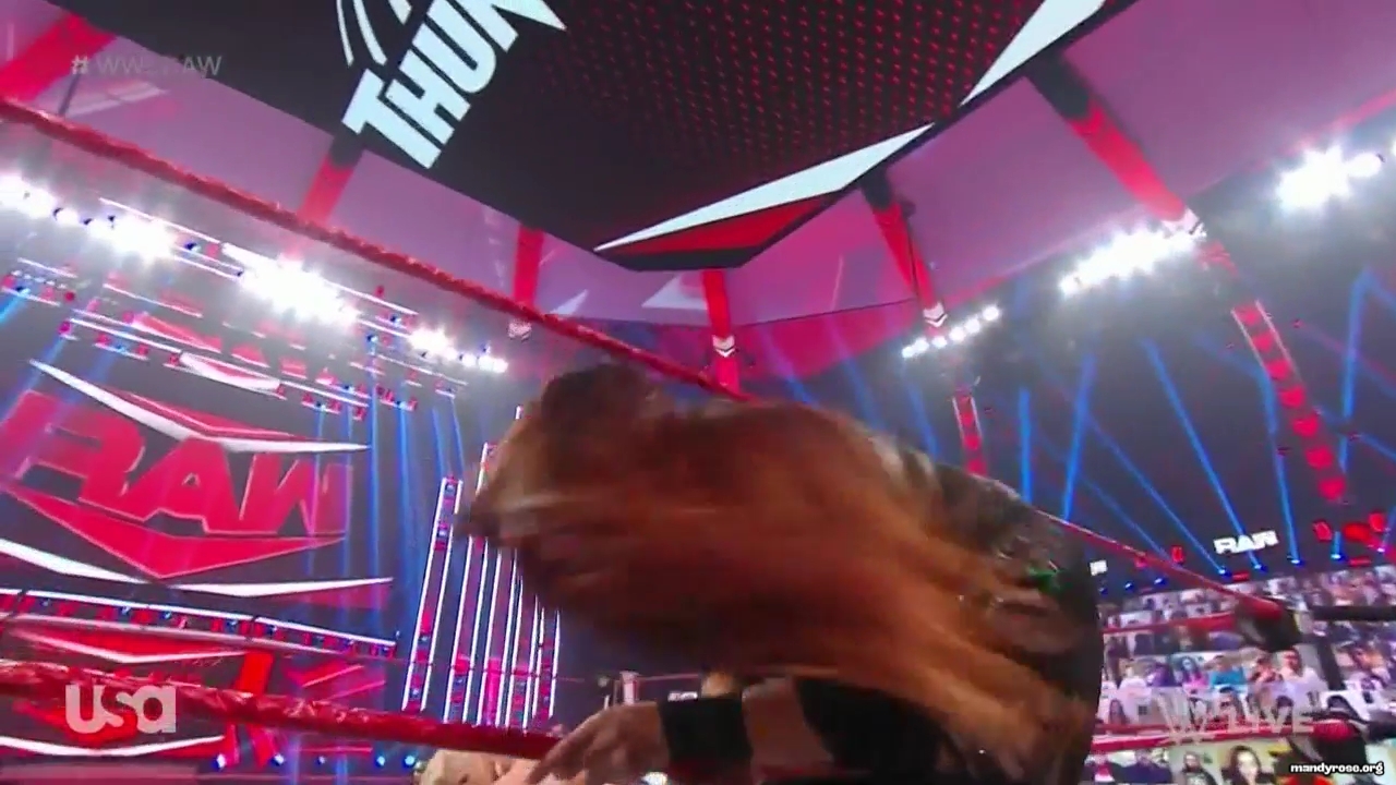 WWE_Monday_Night_Raw_2021_01_11_720p_HDTV_x264-NWCHD_mp42987.jpg