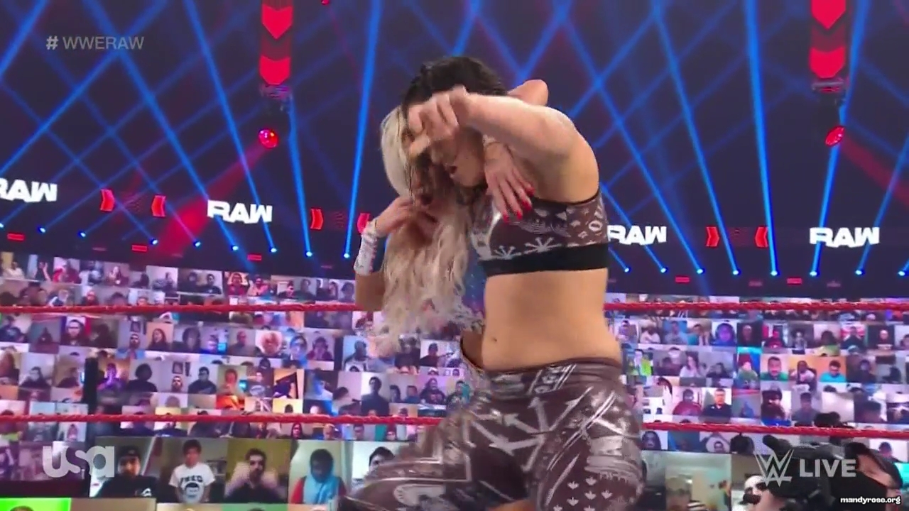 WWE_Monday_Night_Raw_2021_01_11_720p_HDTV_x264-NWCHD_mp43005.jpg