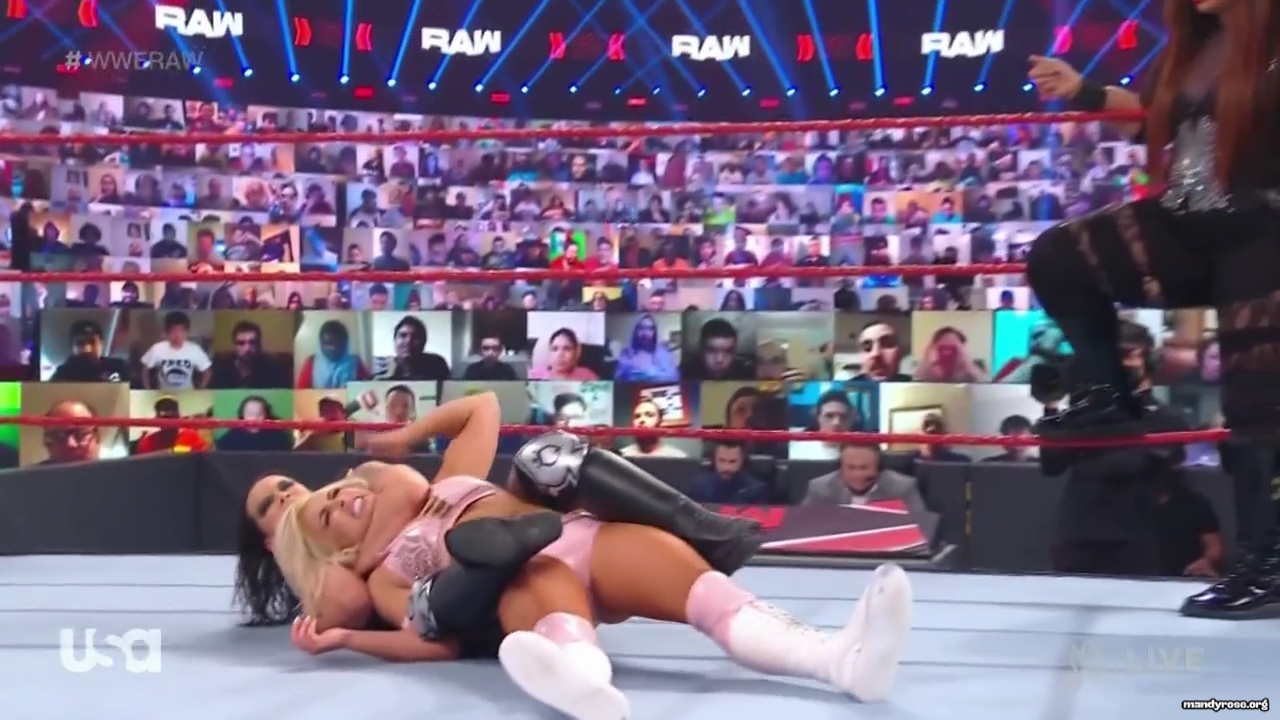 WWE_Monday_Night_Raw_2021_01_11_720p_HDTV_x264-NWCHD_mp43033.jpg