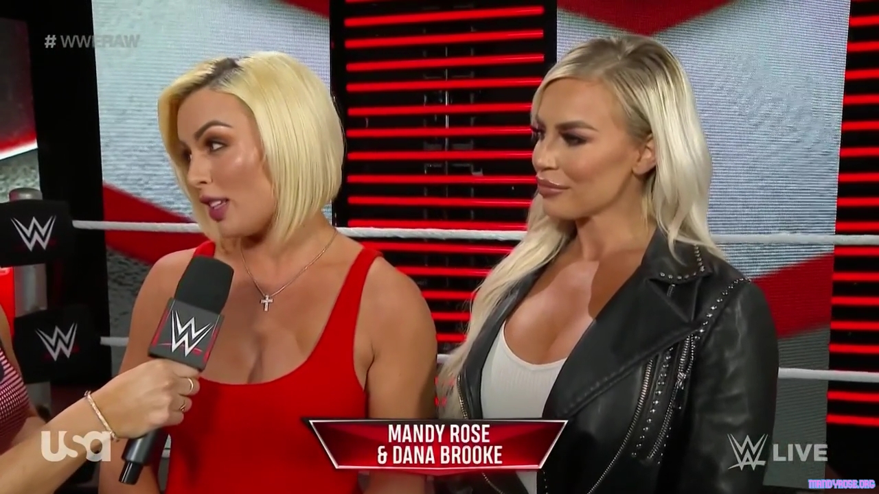 WWE_Monday_Night_Raw_2021_03_08_720p_HDTV_x264-NWCHD_mp48210.jpg
