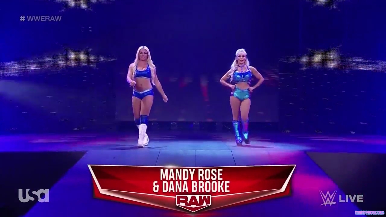 WWE_Monday_Night_Raw_2021_05_10_720p_HDTV_x264-NWCHD_mp40141.jpg