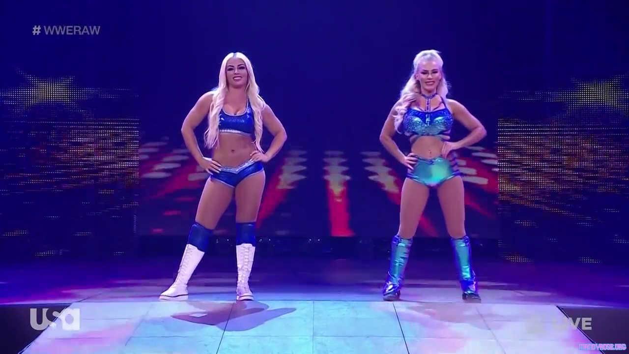 WWE_Monday_Night_Raw_2021_05_10_720p_HDTV_x264-NWCHD_mp40151.jpg