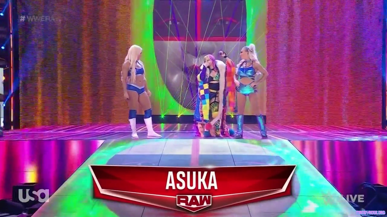 WWE_Monday_Night_Raw_2021_05_10_720p_HDTV_x264-NWCHD_mp40171.jpg