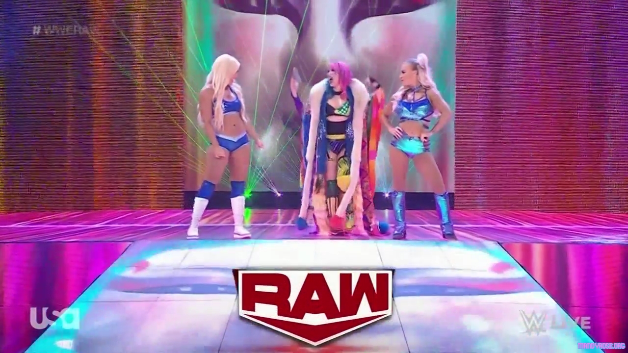 WWE_Monday_Night_Raw_2021_05_10_720p_HDTV_x264-NWCHD_mp40173.jpg
