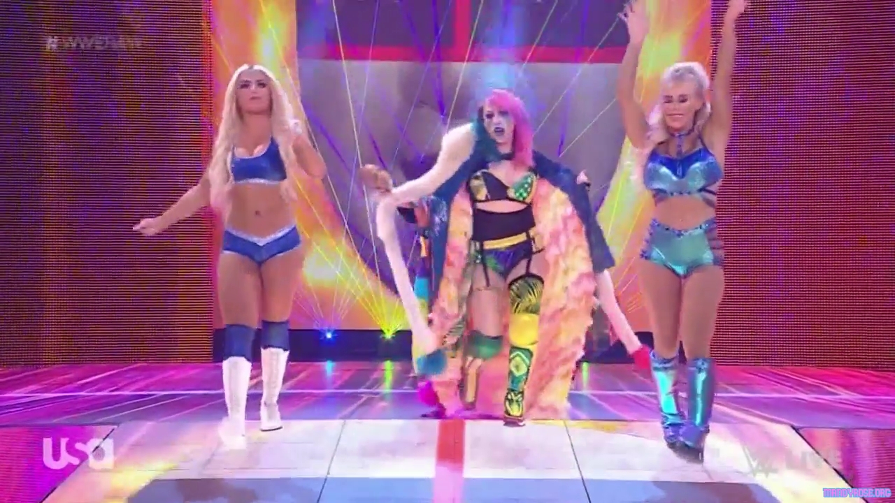 WWE_Monday_Night_Raw_2021_05_10_720p_HDTV_x264-NWCHD_mp40181.jpg