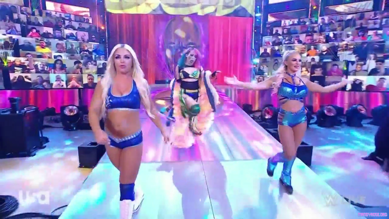 WWE_Monday_Night_Raw_2021_05_10_720p_HDTV_x264-NWCHD_mp40188.jpg