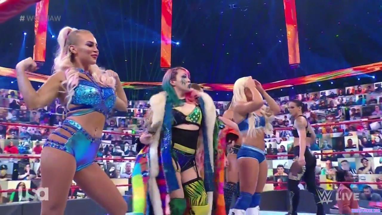 WWE_Monday_Night_Raw_2021_05_10_720p_HDTV_x264-NWCHD_mp40209.jpg
