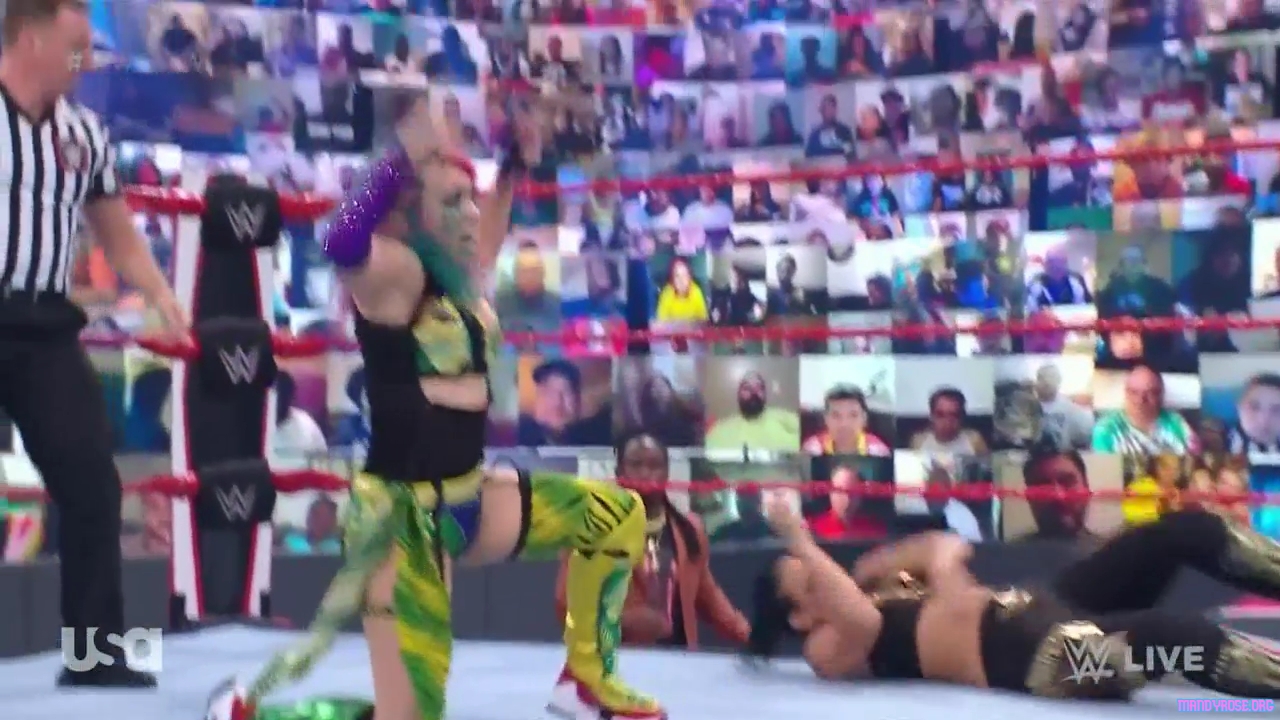 WWE_Monday_Night_Raw_2021_05_10_720p_HDTV_x264-NWCHD_mp40315.jpg