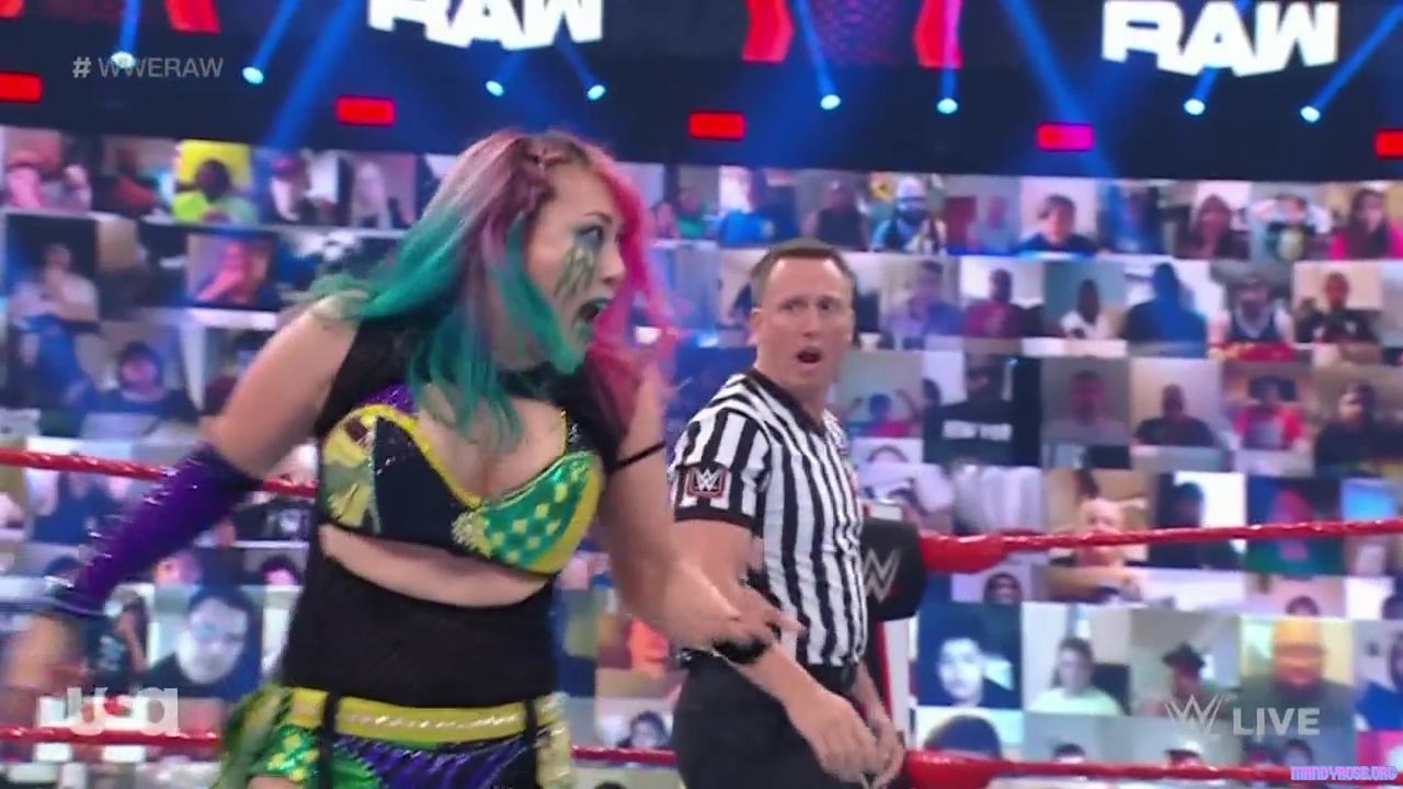 WWE_Monday_Night_Raw_2021_05_10_720p_HDTV_x264-NWCHD_mp40317.jpg