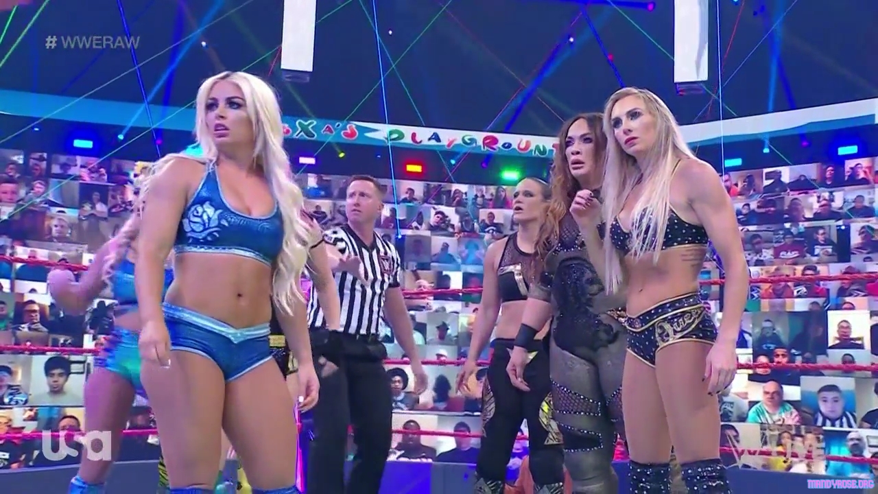 WWE_Monday_Night_Raw_2021_05_10_720p_HDTV_x264-NWCHD_mp40338.jpg