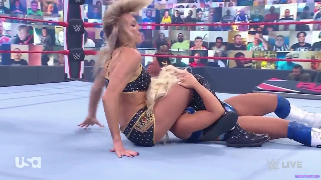 WWE_Monday_Night_Raw_2021_05_10_720p_HDTV_x264-NWCHD_mp40402.jpg
