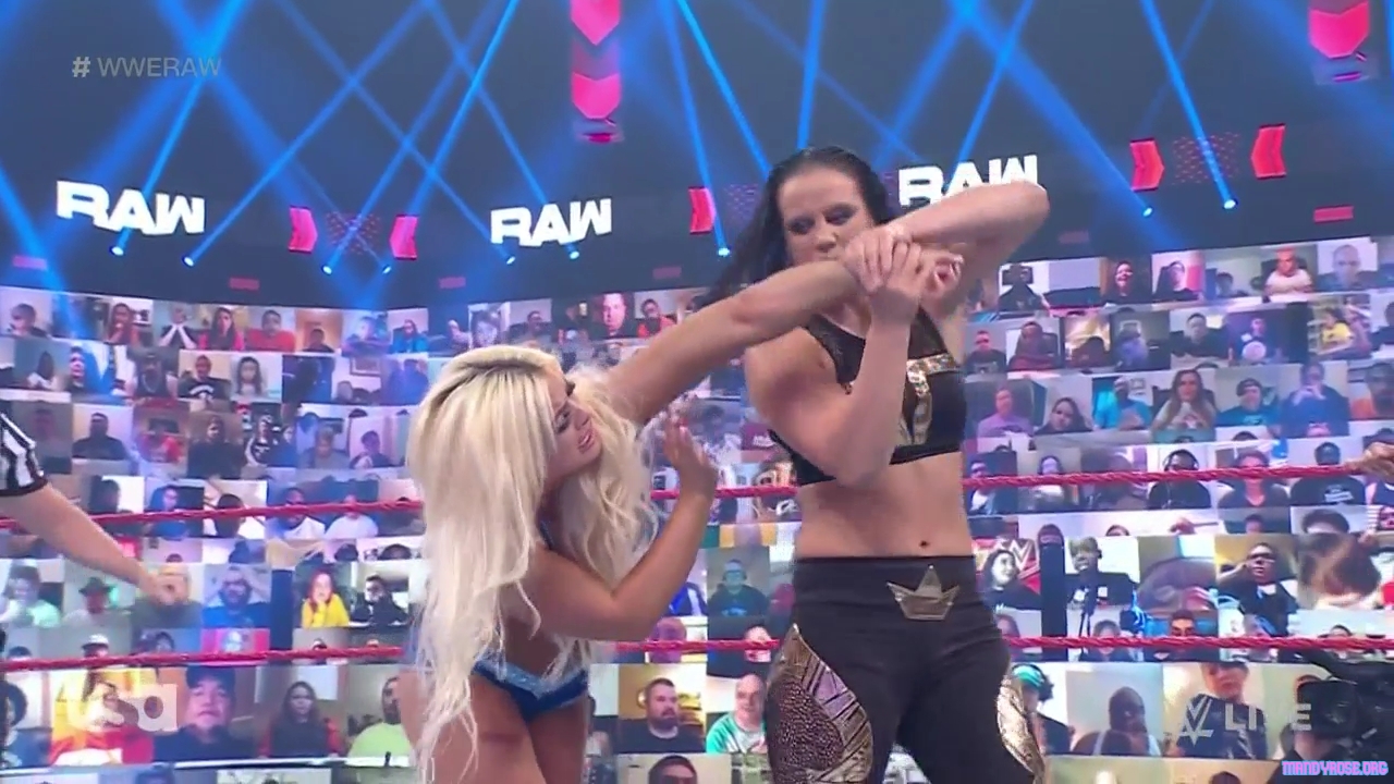 WWE_Monday_Night_Raw_2021_05_10_720p_HDTV_x264-NWCHD_mp40434.jpg