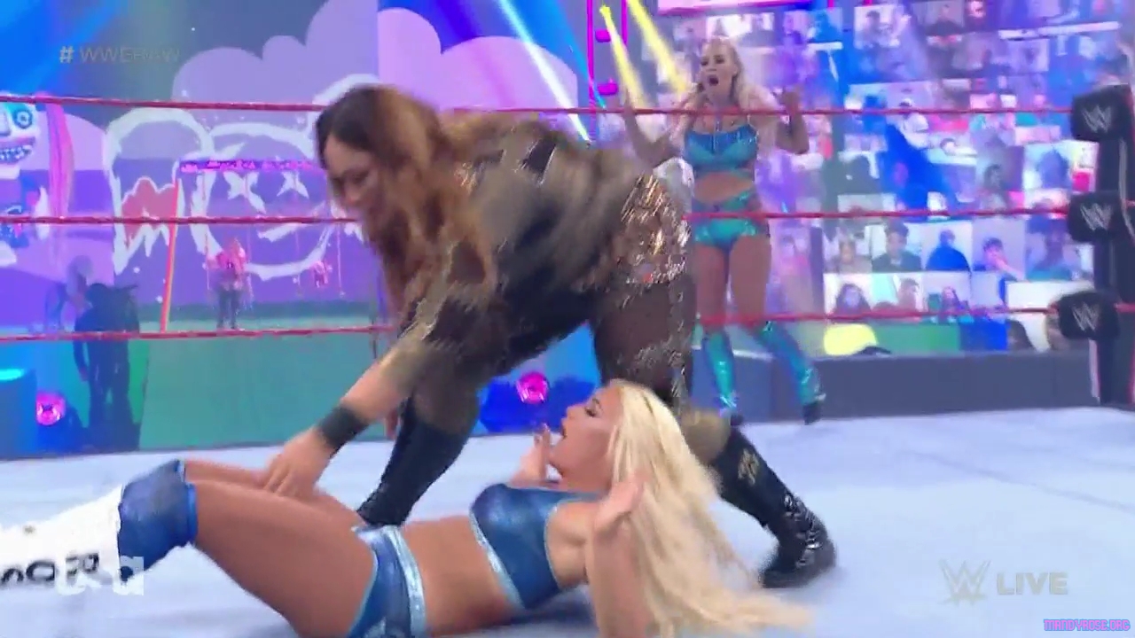 WWE_Monday_Night_Raw_2021_05_10_720p_HDTV_x264-NWCHD_mp40464.jpg