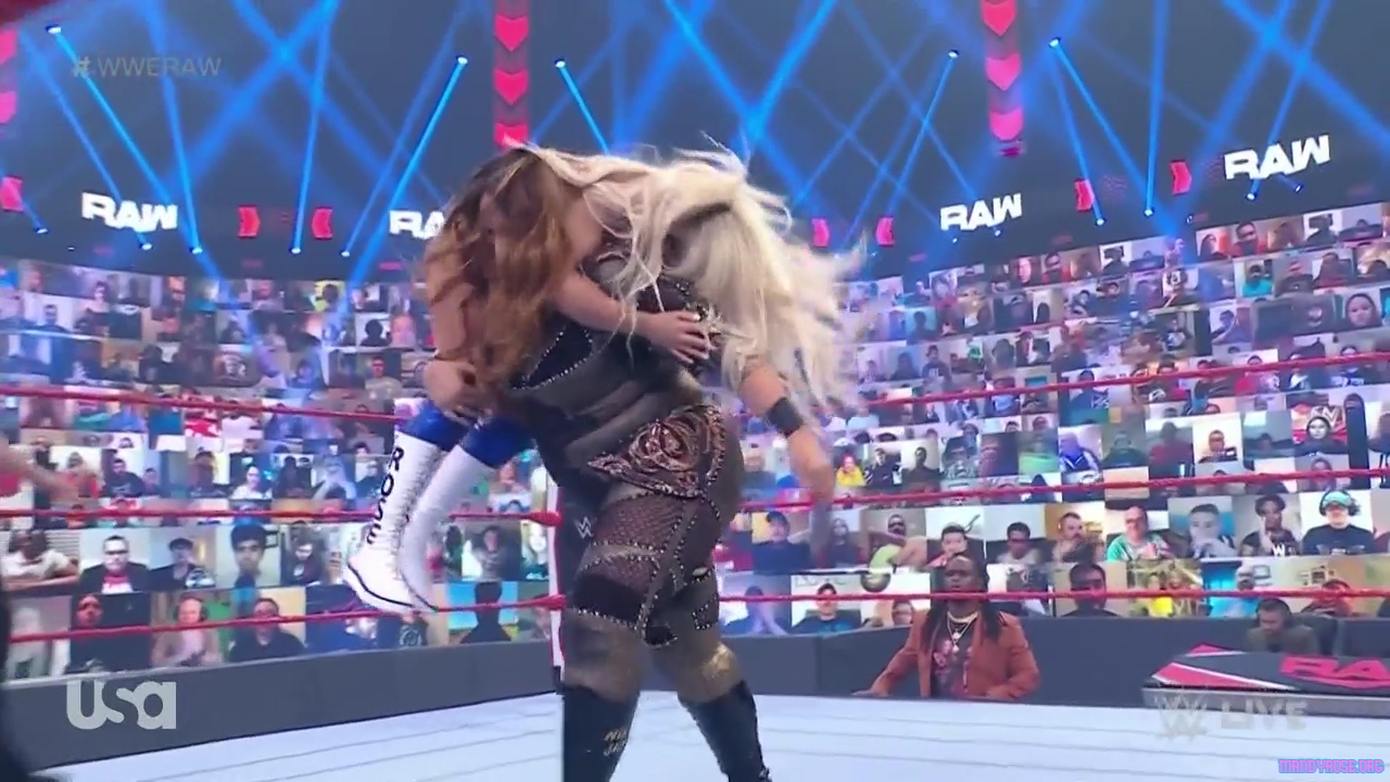 WWE_Monday_Night_Raw_2021_05_10_720p_HDTV_x264-NWCHD_mp40498.jpg