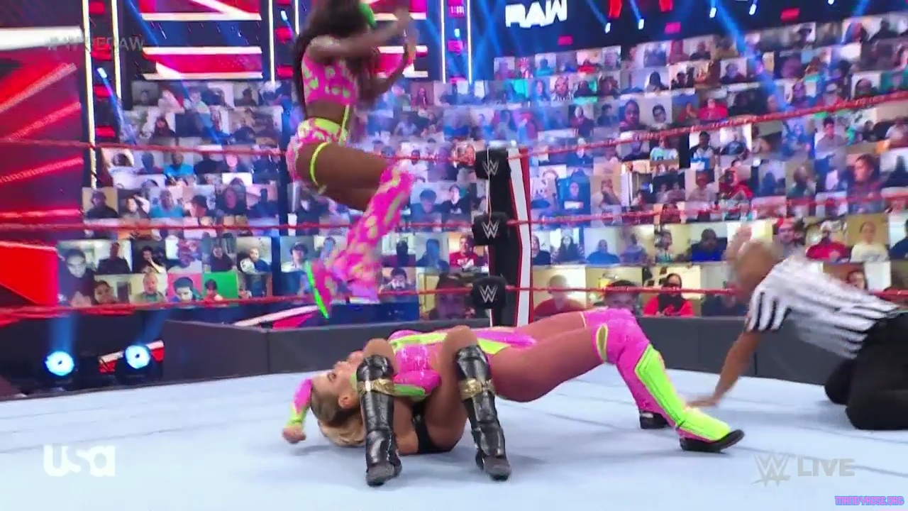 WWE_Monday_Night_Raw_2021_05_31_720p_HDTV_x264-NWCHD_mp40077.jpg
